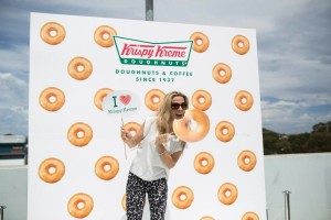 94.5's Jessie James at the Krispy Kreme opening